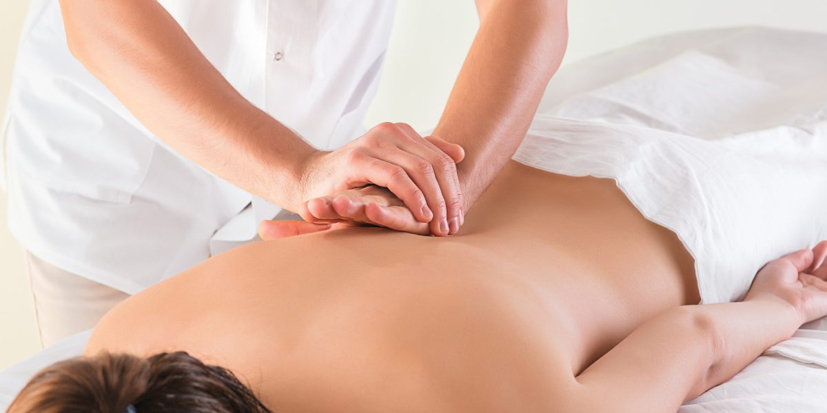 What Can I Expect in a First Massage Therapy Visit?